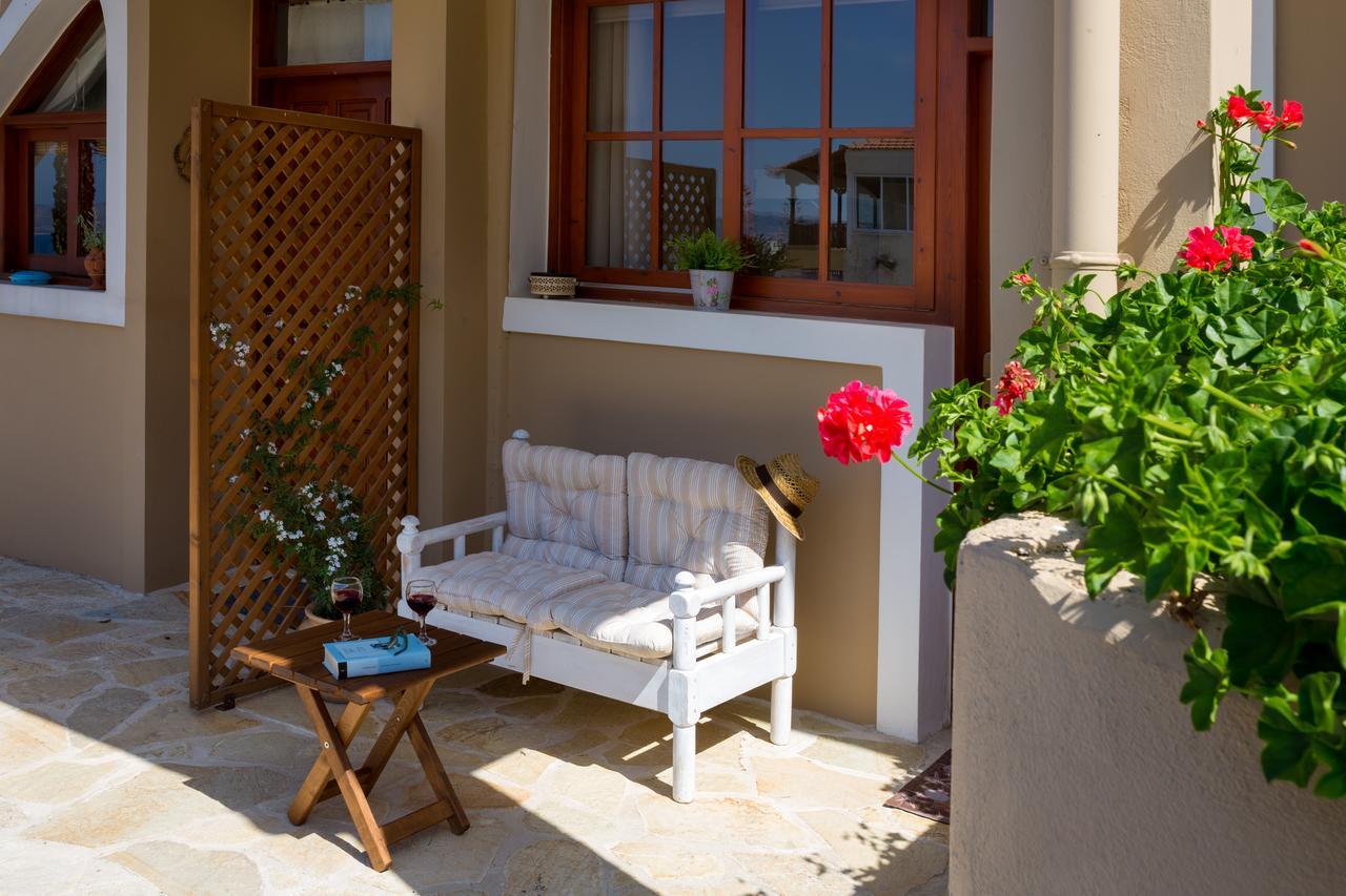 Avra Apartments Kalyves Exterior foto